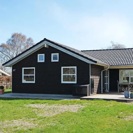 10 Person In Hadsund-by Traum * Nørre Hurup
